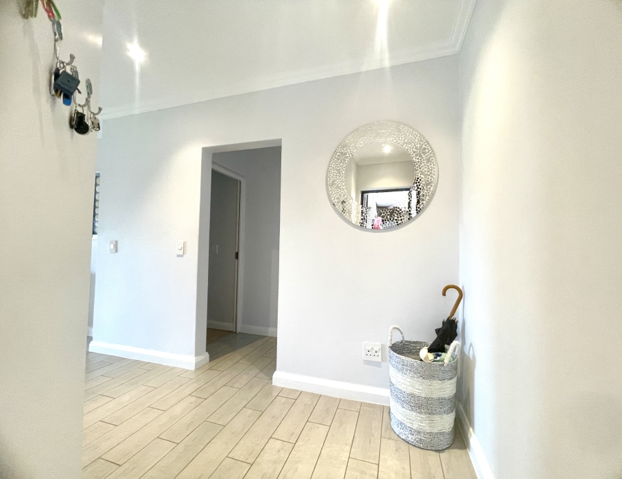 3 Bedroom Property for Sale in The Hill Western Cape